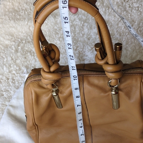 Chloe Tan Leather Satchel with Gold Hardware - Picture 13 of 17